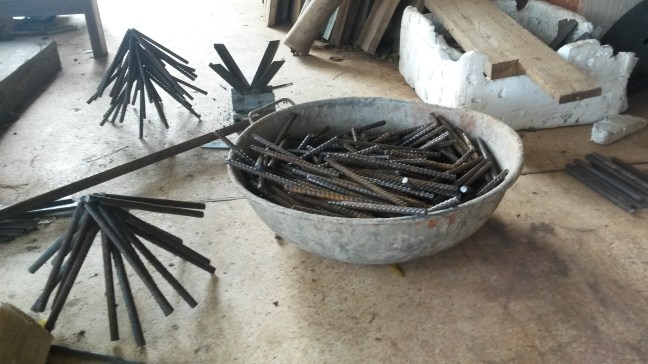 16 pyramids required to fabricate one semi-octet truss.