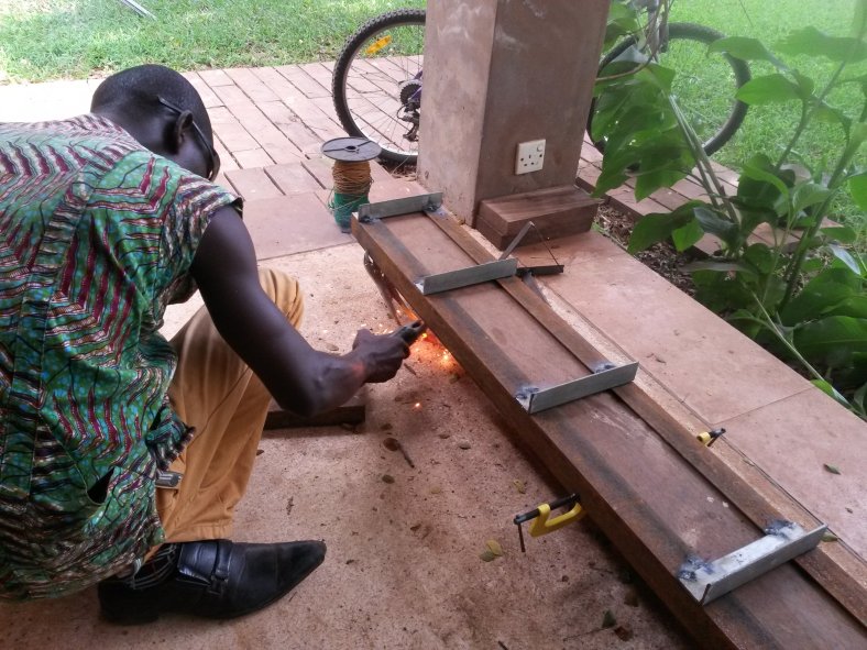 7 weld invert pyramid to angle bar at vertices